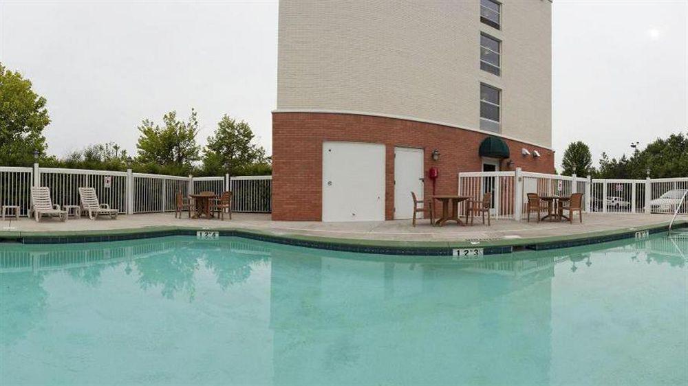Comfort Suites Near Birkdale Village- Huntersville Eksteriør billede