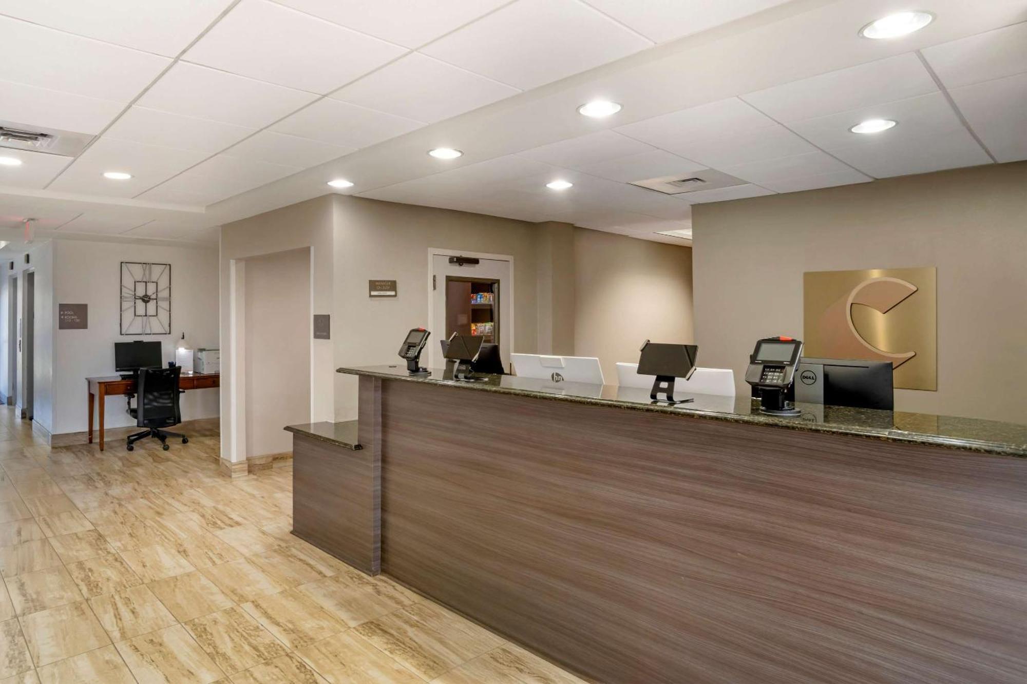 Comfort Suites Near Birkdale Village- Huntersville Eksteriør billede