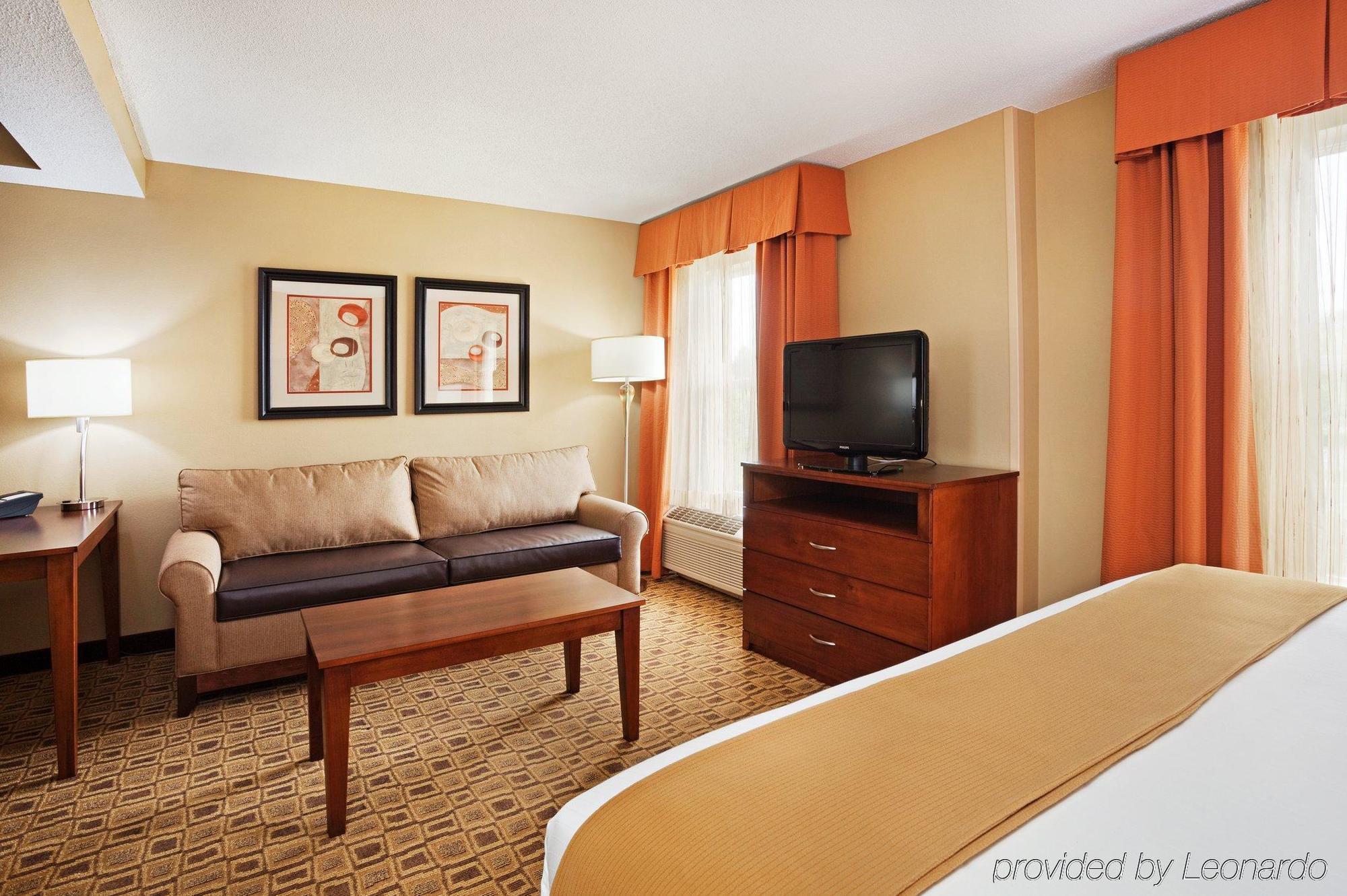 Comfort Suites Near Birkdale Village- Huntersville Værelse billede