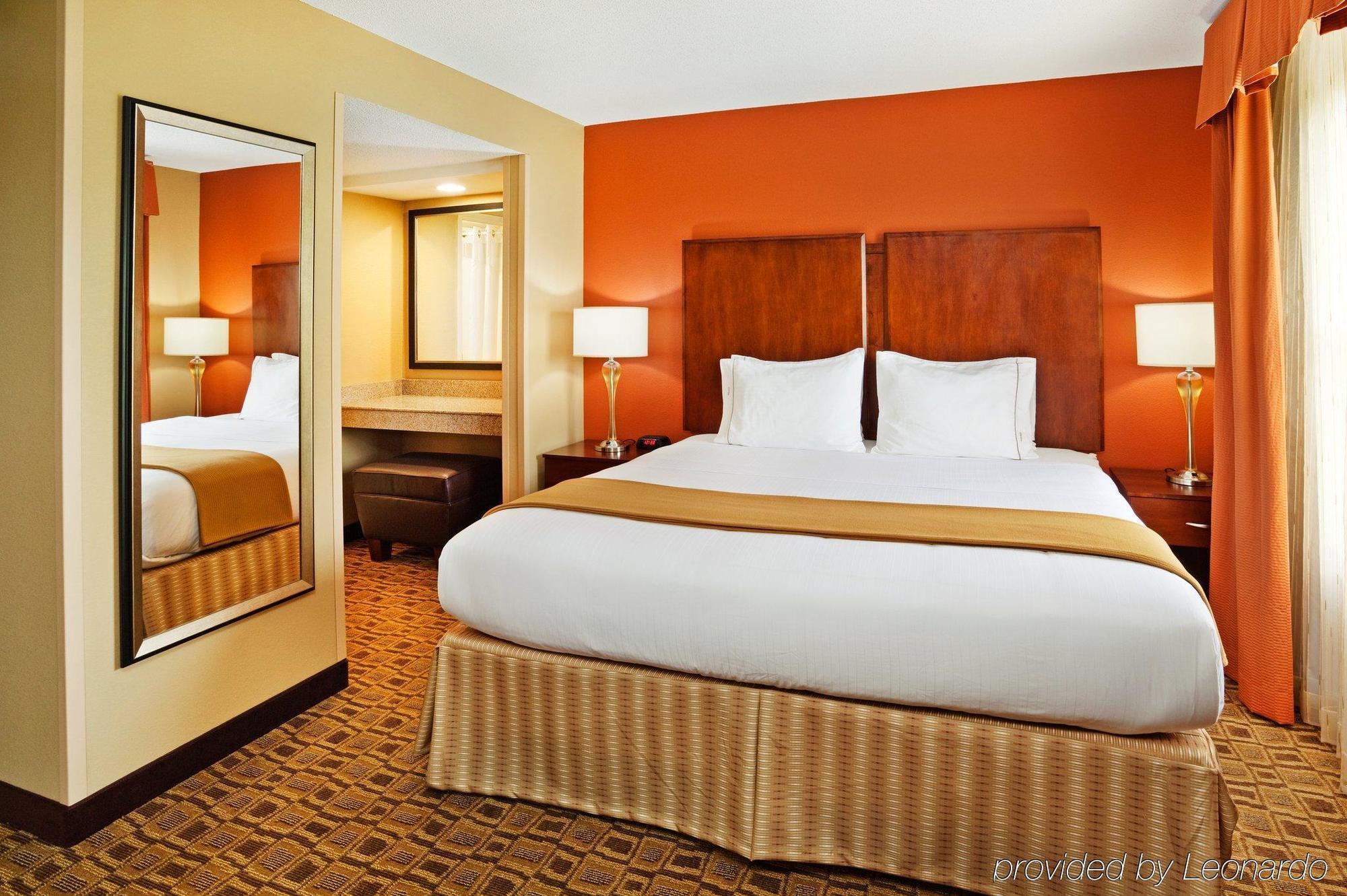 Comfort Suites Near Birkdale Village- Huntersville Værelse billede